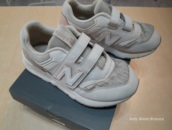 New Balance-31-Sneaker bianca con strappo 